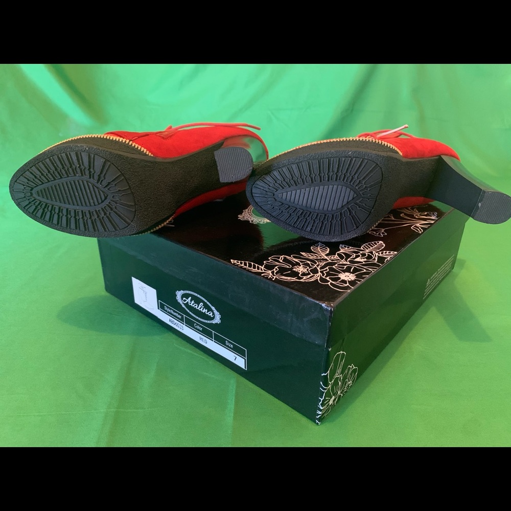 Red Boots - Picture 3 of 3